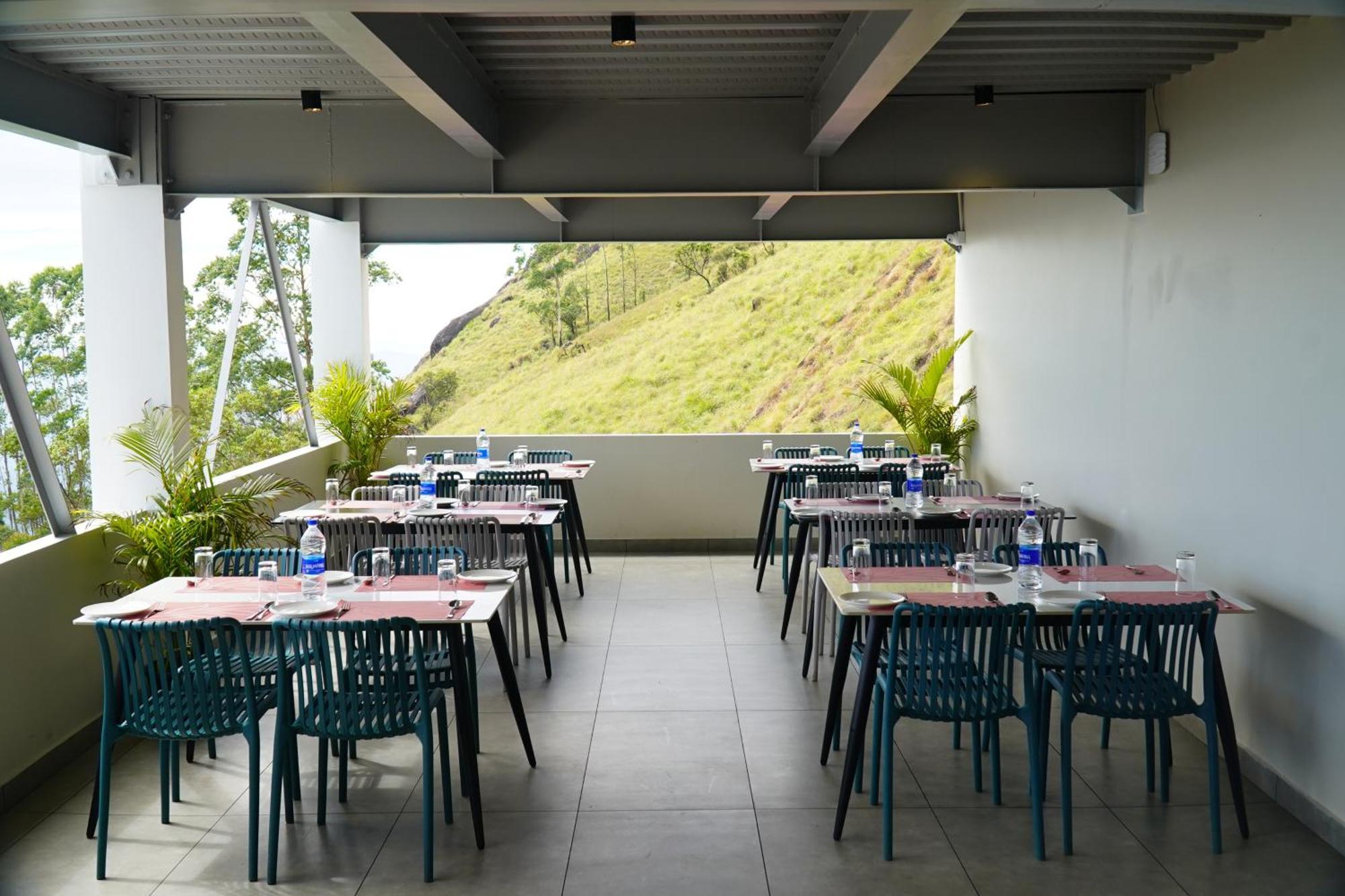 The Clouds End Hotel Devikolam Exterior photo